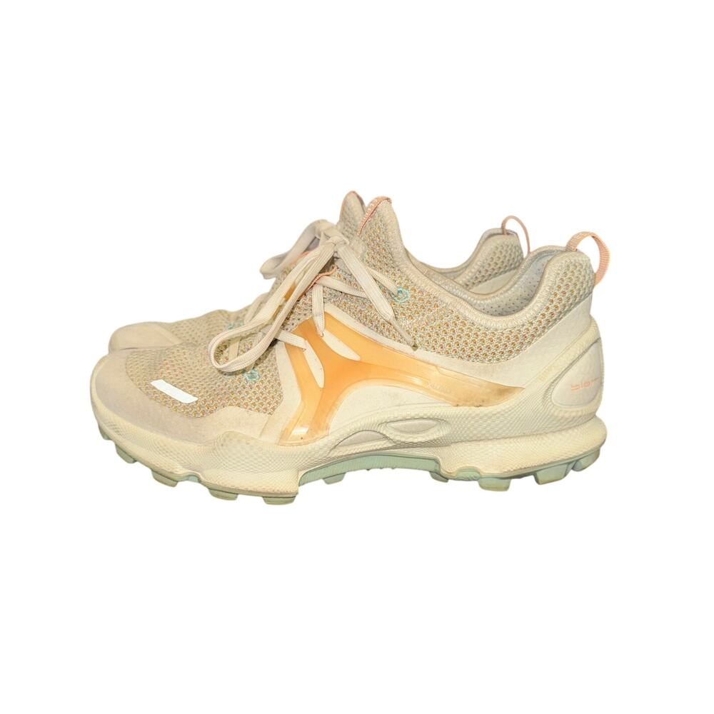Ecco Biom C Trail Knit Running Sneakers Womens Size 8.5 Cream Peach Lace Up Shoe